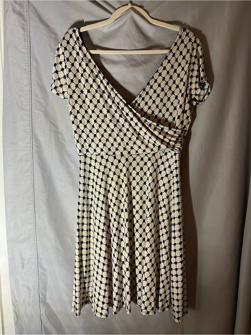 Gilli Cream and Black Geometric Faux-Wrap Midi Dress